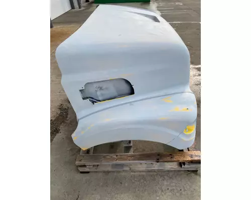 FORD L8501 Hood