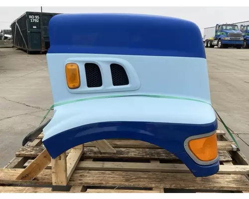 FORD L8501 Hood