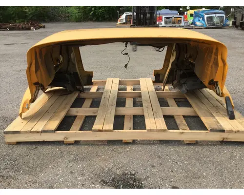 FORD L8501 Hood