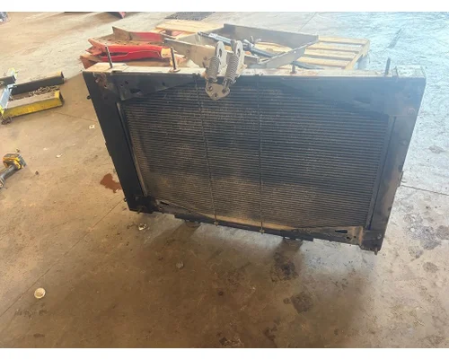 FORD L8501 Radiator