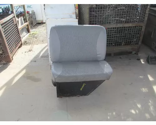 FORD L8501 SEAT, FRONT