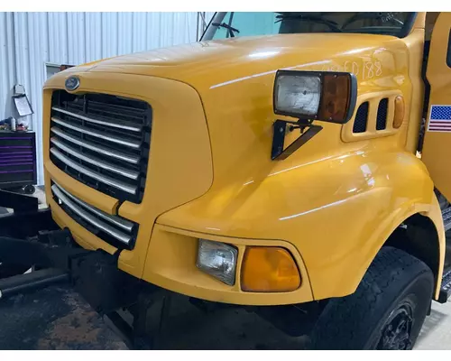 FORD L8513 LOUISVILLE 113 Hood