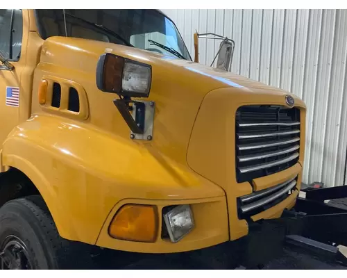 FORD L8513 LOUISVILLE 113 Hood