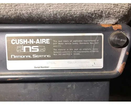 FORD L8513 LOUISVILLE 113 Seat (non-Suspension)