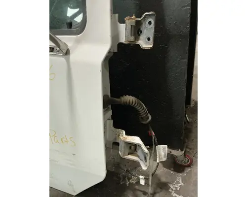 FORD L8513 Door Assembly, Front