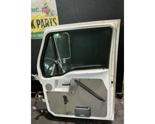 FORD L8513 Door Assembly, Front