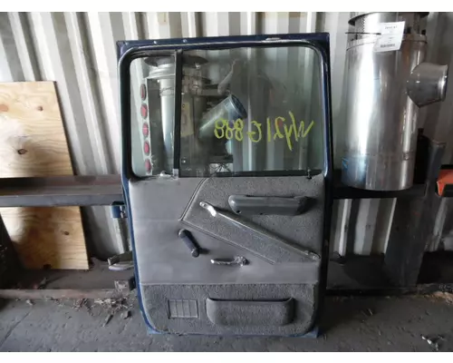 FORD L9000 1991-1998 DOOR ASSEMBLY, FRONT