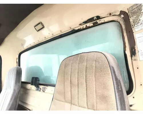 FORD L9000 Back Glass