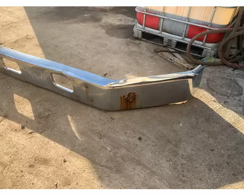 FORD L9000 Bumper Assembly, Front