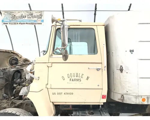 FORD L9000 Cab Assembly