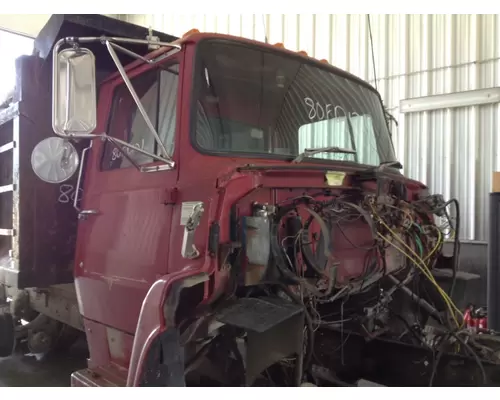 FORD L9000 Cab Assembly