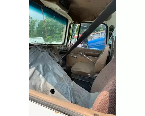 FORD L9000 Complete Vehicle
