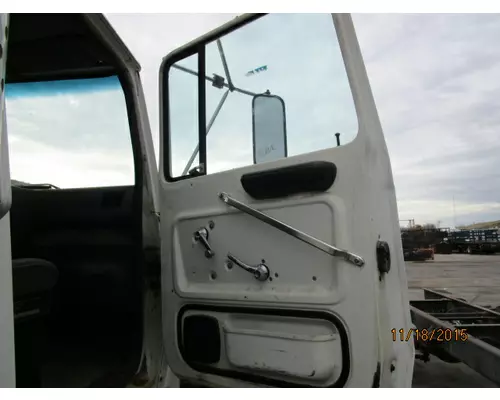 FORD L9000 DOOR ASSEMBLY, FRONT