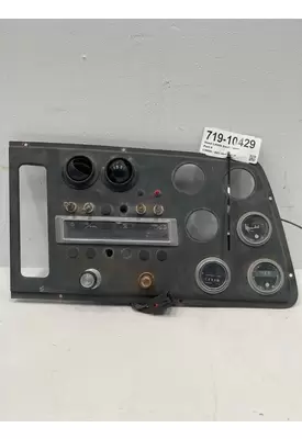 FORD L9000 Dash Assembly