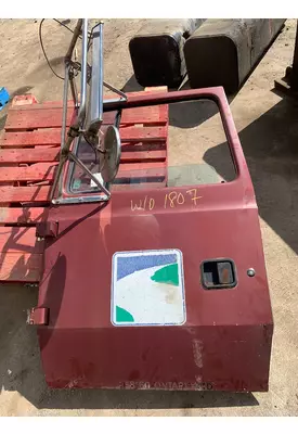 FORD L9000 Door Assembly, Front