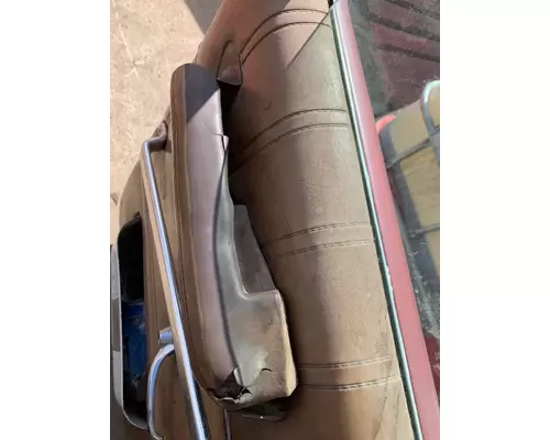 FORD L9000 Door Assembly, Front