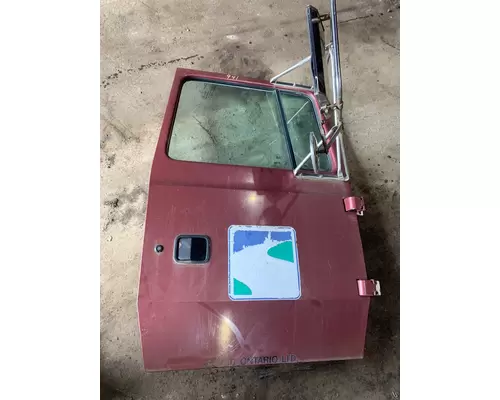 FORD L9000 Door Assembly, Front
