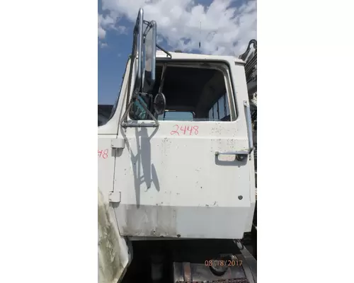 FORD L9000 Door Assembly, Front