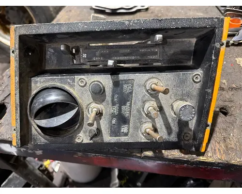 FORD L9000 ECM (HVAC)climate control