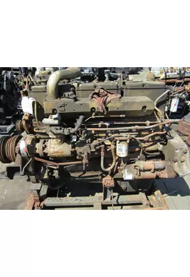 FORD L9000 Engine Assembly