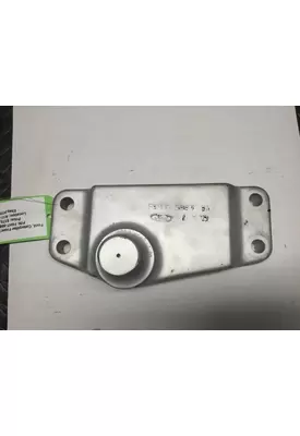 FORD L9000 Engine Mounts