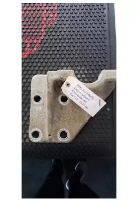 FORD L9000 Engine Mounts