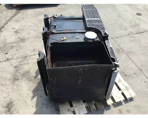 FORD L9000 Fuel Tank