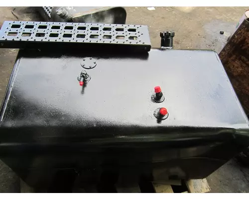 FORD L9000 Fuel Tank