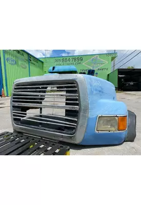 FORD L9000 Hood