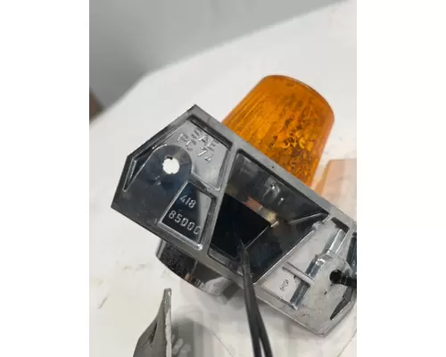 FORD L9000 Marker Light