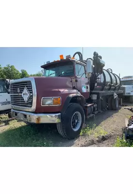 FORD L9000 Parts Vehicles