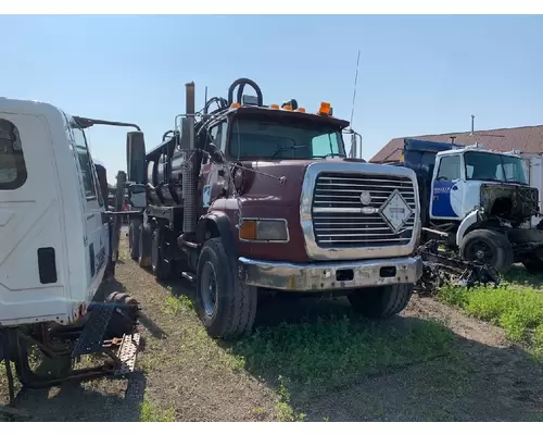 FORD L9000 Parts Vehicles