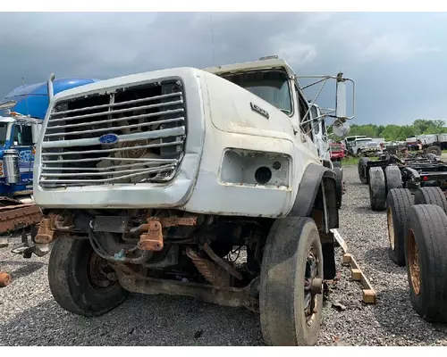 FORD L9000 Parts Vehicles