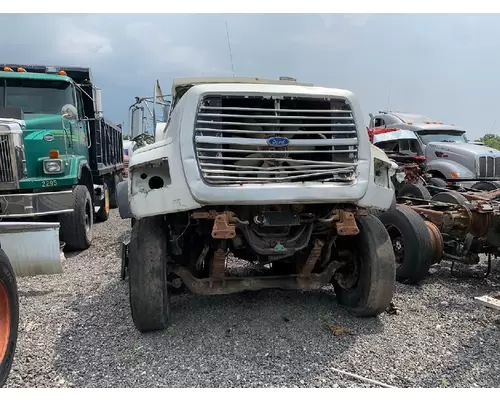 FORD L9000 Parts Vehicles