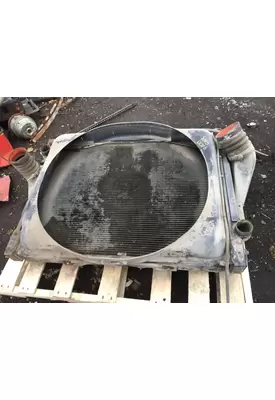 FORD L9000 Radiator