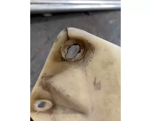 FORD L9000 Windshield Washer Reservoir