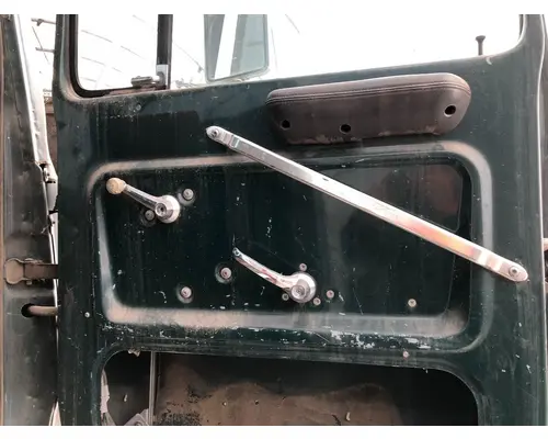 FORD LA8000 AERO MAX 106 Door Assembly, Front