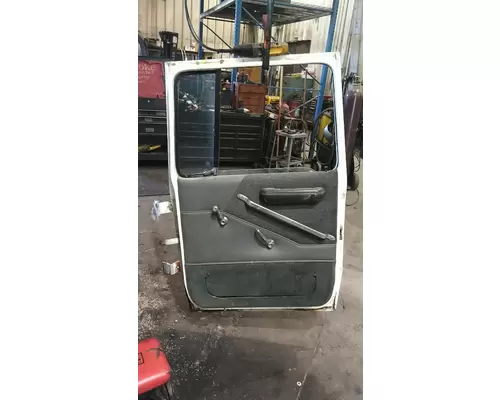 FORD LA9000 DOOR ASSEMBLY, FRONT