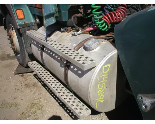 FORD LA9000 Fuel Tank