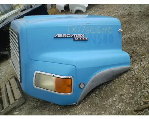 FORD LA9000 Hood