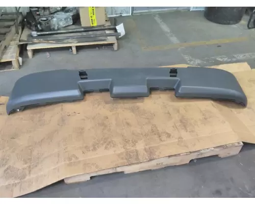 FORD LCF450 BUMPER ASSEMBLY, FRONT