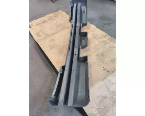 FORD LCF450 BUMPER ASSEMBLY, FRONT
