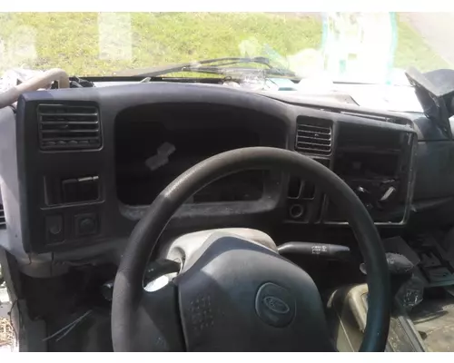 FORD LCF450 CAB