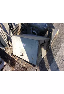 FORD LN7000 Battery Box