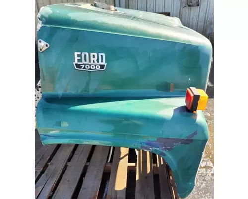 FORD LN7000 Hood