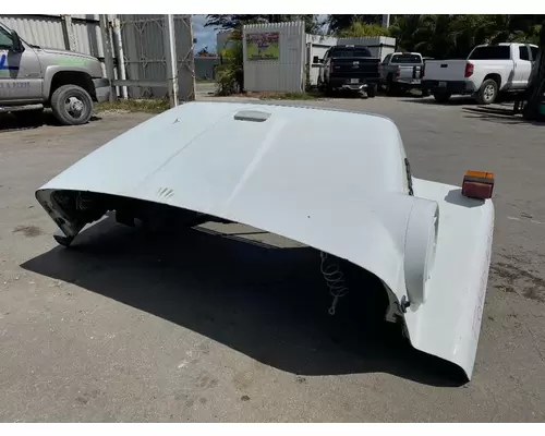 FORD LN700 Hood