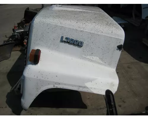 FORD LN700 Hood