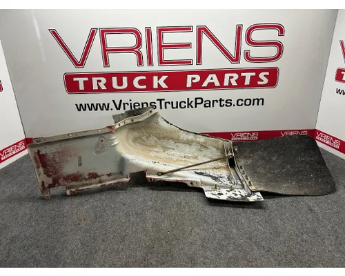 FORD LN8000 Body Parts, Misc.