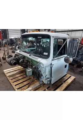 FORD LN8000 CAB