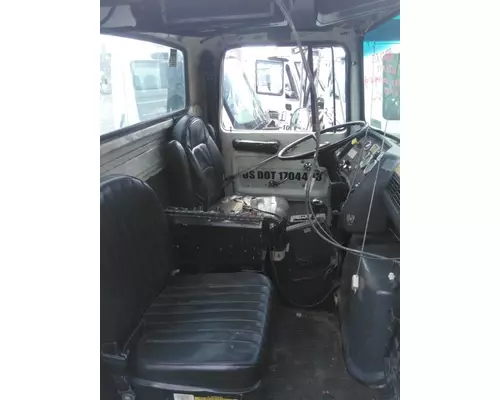 FORD LN8000 CAB
